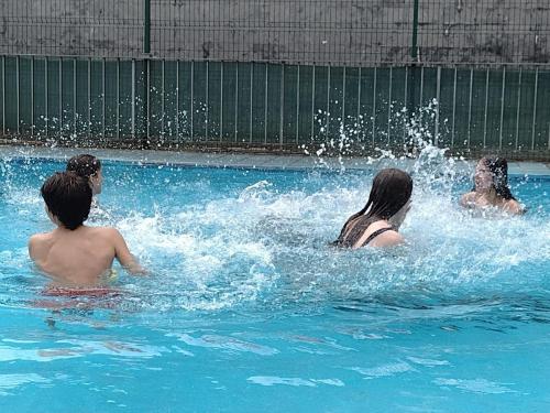 Comienza el campus de verano / Das Sommercamp beginnt