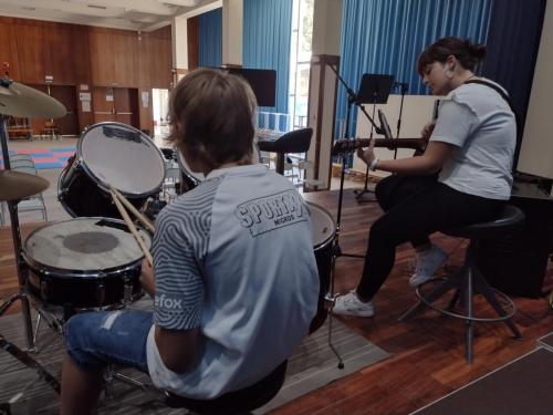 Comienza el campus de verano / Das Sommercamp beginnt