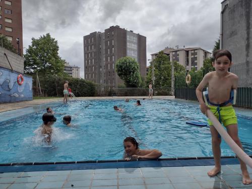Comienza el campus de verano / Das Sommercamp beginnt
