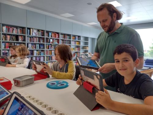 Comienza el campus de verano / Das Sommercamp beginnt