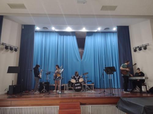 Comienza el campus de verano / Das Sommercamp beginnt