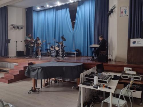 Comienza el campus de verano / Das Sommercamp beginnt