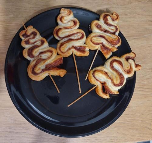 Celebrando las Festividades del Final de Año / Wir feiern die verschiedenen Feste am Jahresende