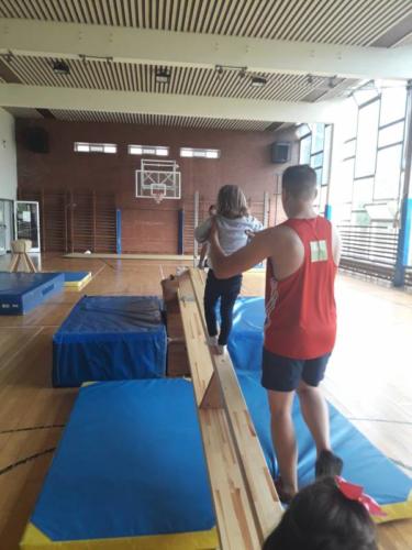 Gimnasia