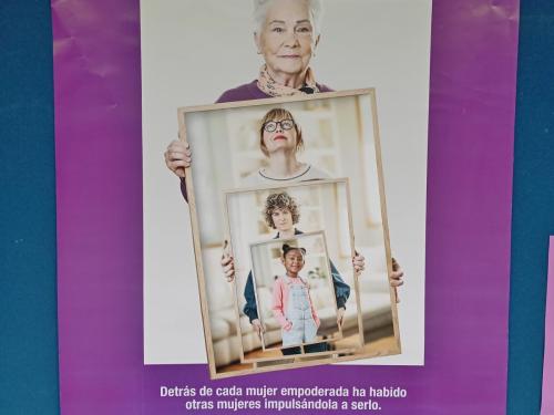 Proyecto anual de lectura, el Día Internacional de la Mujer, St. Patrick's Day y Purim / Jährliches Leseprojekt, Internationaler Frauentag, St. Patrick's Day und Purim