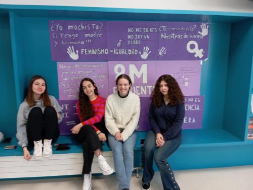 Proyecto anual de lectura, el Día Internacional de la Mujer, St. Patrick's Day y Purim / Jährliches Leseprojekt, Internationaler Frauentag, St. Patrick's Day und Purim