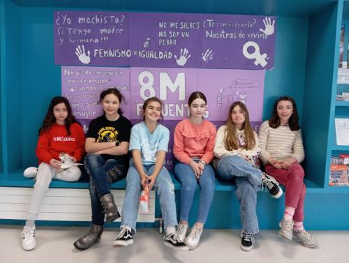 Proyecto anual de lectura, el Día Internacional de la Mujer, St. Patrick's Day y Purim / Jährliches Leseprojekt, Internationaler Frauentag, St. Patrick's Day und Purim