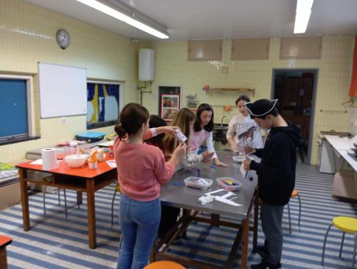 Proyecto anual de lectura, el Día Internacional de la Mujer, St. Patrick's Day y Purim / Jährliches Leseprojekt, Internationaler Frauentag, St. Patrick's Day und Purim