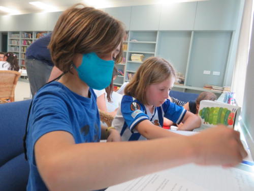 Lectura en los cursos 14 de Mayo / Leseprojekt Englisch- und Deutschkursen 14. Mai