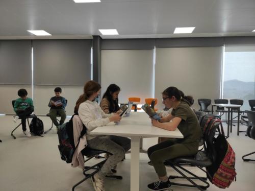 Lectura en los cursos 14 de Mayo / Leseprojekt Englisch- und Deutschkursen 14. Mai