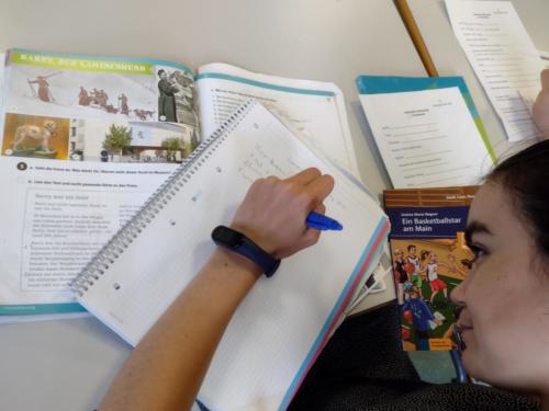 Lectura en los cursos 14 de Mayo / Leseprojekt Englisch- und Deutschkursen 14. Mai