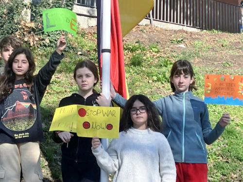 Por la Paz y la Libertad / Für Frieden und Freiheit