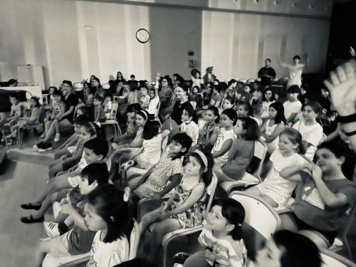 Explorando China: ¡Un viaje fascinante hacia el gigante asiático! / Erkundung von China: Eine faszinierende Reise zum asiatischen Riesen!