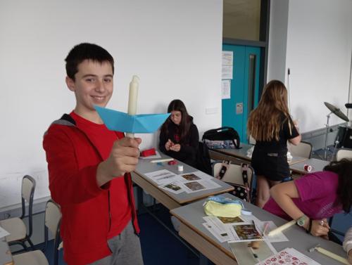 Proyectos de cocina, deportes, el Día de la Madre, la Pascua Ortodoxa y el Día de la Liberación / Küchenprojekte, Sport, Muttertag, orthodoxes Ostern und Tag der Befreiung