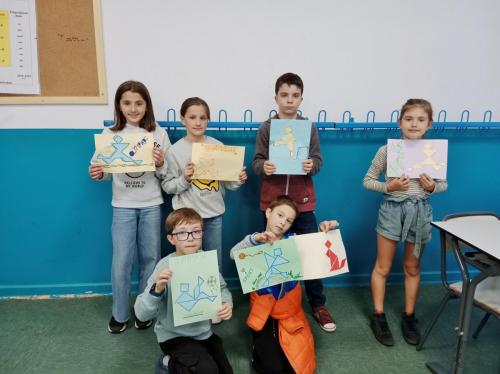 Proyecto STEM de pluviómetros, preparación para los exámenes oficiales, evento sobre el Campeonato Europeo de Atletismo y merendolas de fin de curso / STEM-Projekt mit Regenmessern, Vorbereitung auf offizielle Prüfungen, Event zur Leichtathletik Europameisterschaft und Abschlussfeiern am Ende des Kurses