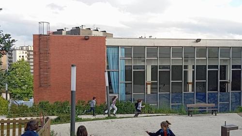Proyecto STEM de pluviómetros, preparación para los exámenes oficiales, evento sobre el Campeonato Europeo de Atletismo y merendolas de fin de curso / STEM-Projekt mit Regenmessern, Vorbereitung auf offizielle Prüfungen, Event zur Leichtathletik Europameisterschaft und Abschlussfeiern am Ende des Kurses