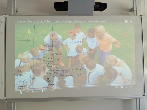 Proyecto STEM de pluviómetros, preparación para los exámenes oficiales, evento sobre el Campeonato Europeo de Atletismo y merendolas de fin de curso / STEM-Projekt mit Regenmessern, Vorbereitung auf offizielle Prüfungen, Event zur Leichtathletik Europameisterschaft und Abschlussfeiern am Ende des Kurses