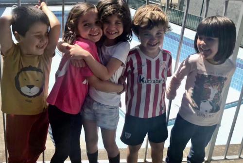 Proyecto STEM de pluviómetros, preparación para los exámenes oficiales, evento sobre el Campeonato Europeo de Atletismo y merendolas de fin de curso / STEM-Projekt mit Regenmessern, Vorbereitung auf offizielle Prüfungen, Event zur Leichtathletik Europameisterschaft und Abschlussfeiern am Ende des Kurses