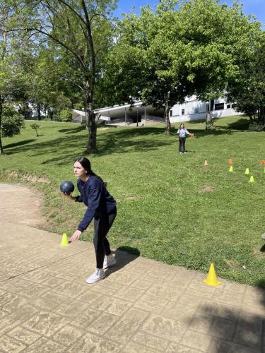 Proyecto STEM de pluviómetros, preparación para los exámenes oficiales, evento sobre el Campeonato Europeo de Atletismo y merendolas de fin de curso / STEM-Projekt mit Regenmessern, Vorbereitung auf offizielle Prüfungen, Event zur Leichtathletik Europameisterschaft und Abschlussfeiern am Ende des Kurses