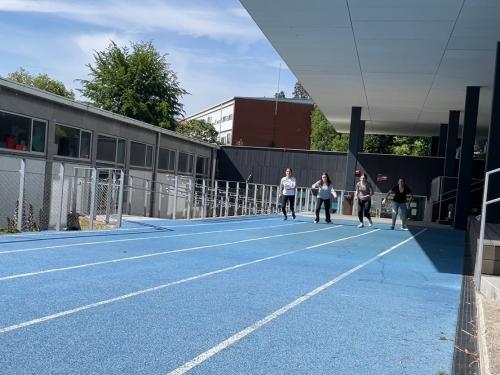 Proyecto STEM de pluviómetros, preparación para los exámenes oficiales, evento sobre el Campeonato Europeo de Atletismo y merendolas de fin de curso / STEM-Projekt mit Regenmessern, Vorbereitung auf offizielle Prüfungen, Event zur Leichtathletik Europameisterschaft und Abschlussfeiern am Ende des Kurses