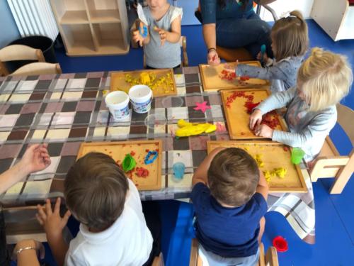 Krippengruppe / Guardería para niños de dos años